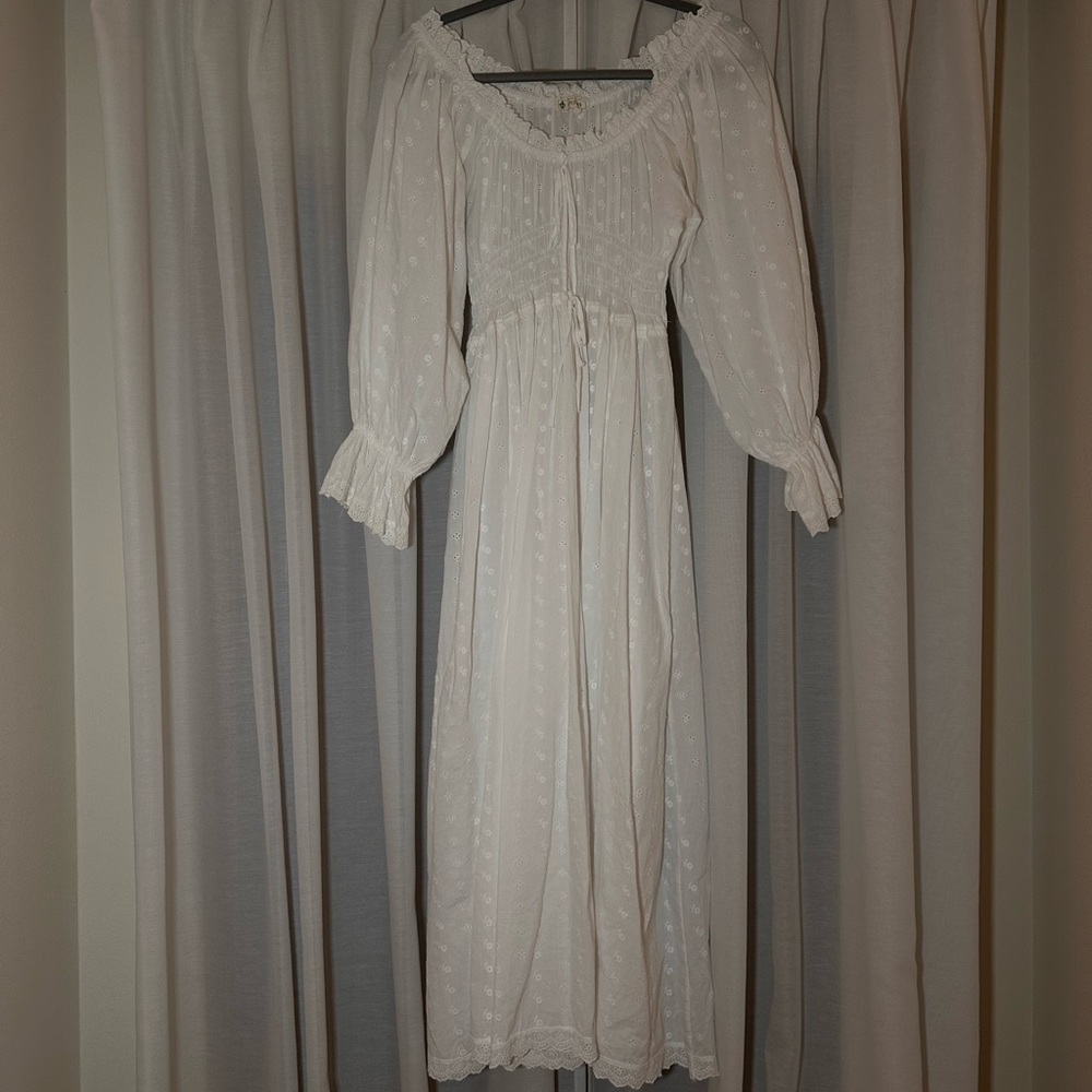 Elegant White Off-Shoulder Dress
